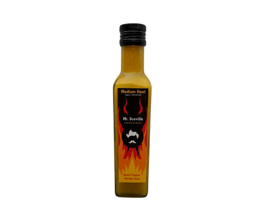 Ghost Pepper Mango Saus, een pittige en zoete combinatie van mango en Ghost Pepper, perfect voor het toevoegen van een vurige twist aan je gerechten.